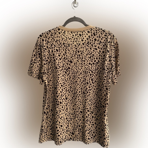 Crewneck T, Animal Print Leopard tan & black, Short Sleeve, Women’s Size L - Picture 2 of 3